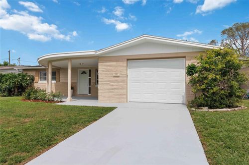 2044 Pamela Dr, HOLIDAY, FL, 34690-4449 | Card Image