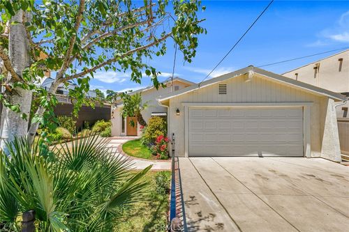 221 Acacia Ln, Newbury Park, CA, 91320-4704 | Card Image