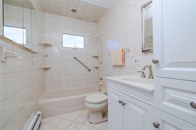 2781 Bayview Ave, House other with 4 bedrooms, 2 bathrooms and null parking in Wantagh NY | Image 19