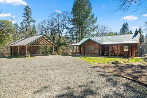 151 Kubli Rd, Grants Pass, OR, 97527-8611 | Card Image