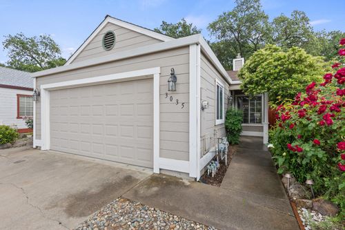 3035 Twin Creeks Ln, Rocklin, CA, 95677-3635 | Card Image