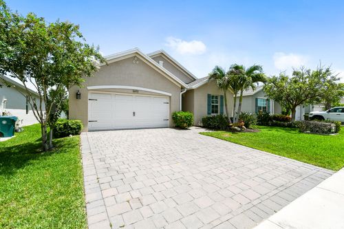 1693 Ne White Pine Ter, Jensen Beach, FL, 34957-5778 | Card Image
