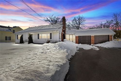 48 Rowley St, Providence, RI, 02909-5521 | Card Image