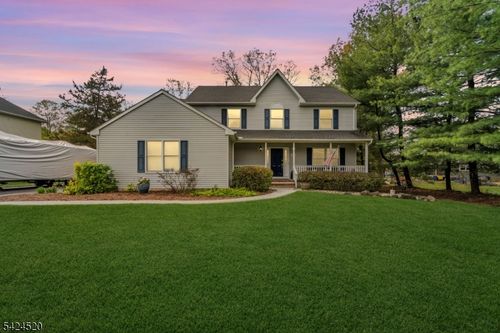 17 Revere St, Bridgewater, NJ, 08807-2660 | Card Image