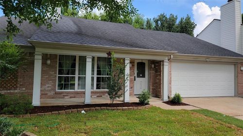 9630 E Savile Cir, Houston, TX, 77065-4417 | Card Image