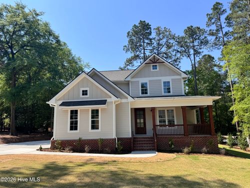 2 Bob O Link Rd, Pinehurst, NC, 28374-8763 | Card Image