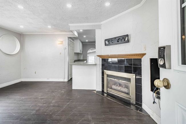 7504 Kipling Ave, House other with 2 bedrooms, 1 bathrooms and 3 parking in Woodbridge ON | Image 8