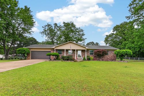 32 Mark Lynn Cir, Cabot, AR, 72023-8203 | Card Image