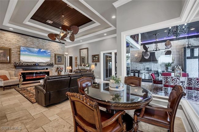Great Room/Breakfast Nook | Image 10
