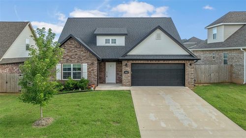 5805 Sw Gentle Winds Ave, Bentonville, AR, 72713-6035 | Card Image