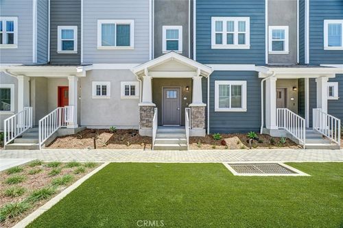 8-200 E 14th St, Long Beach, CA, 90813 | Card Image