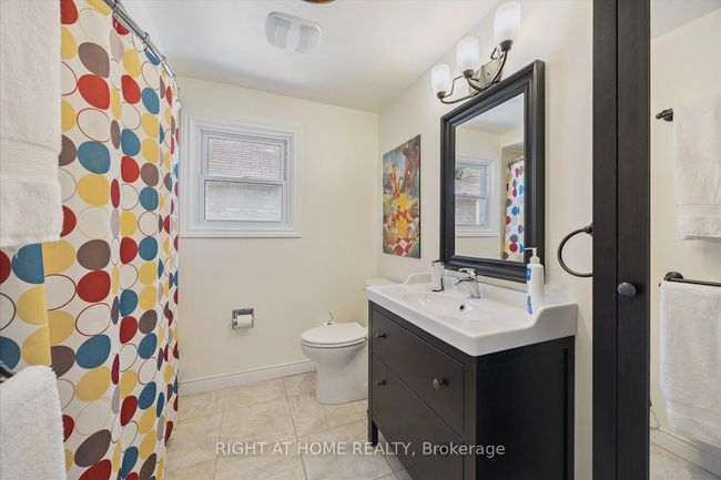 123 Ravenscroft Rd, House other with 5 bedrooms, 4 bathrooms and 3 parking in Ajax ON | Image 17