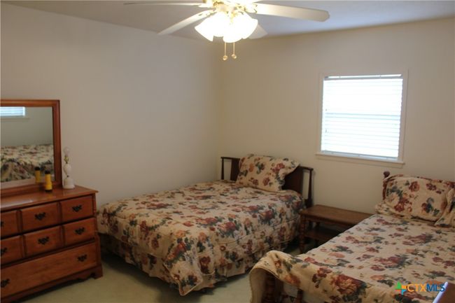 963 County Road 176, House other with 2 bedrooms, 3 bathrooms and null parking in Hallettsville TX | Image 5