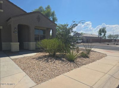 1239 E Eric Place, House other with 4 bedrooms, 2 bathrooms and null parking in Casa Grande AZ | Image 2