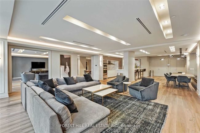 1209 - 4085 Parkside Village Dr, Condo with 3 bedrooms, 2 bathrooms and 1 parking in Mississauga ON | Image 25