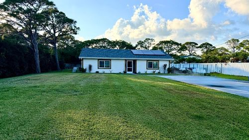 5211 Silver Oak Dr, Fort Pierce, FL, 34982-7468 | Card Image