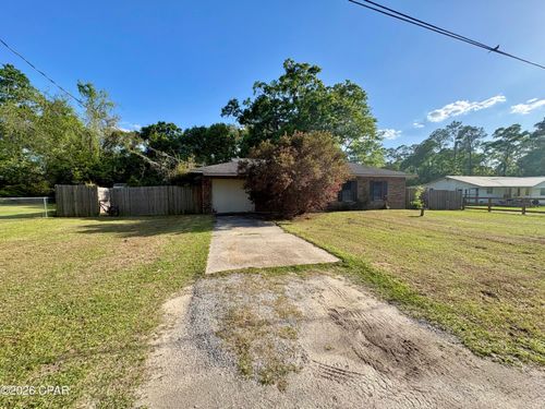 1395 Warren Ave, Chipley, FL, 32428-1044 | Card Image