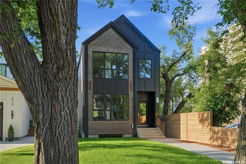 317 11th St E, Saskatoon, SK, S7N0E5 | Card Image
