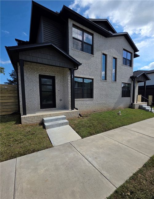 2-826 N Crater Avenue, Fayetteville, AR, 72704 | Card Image