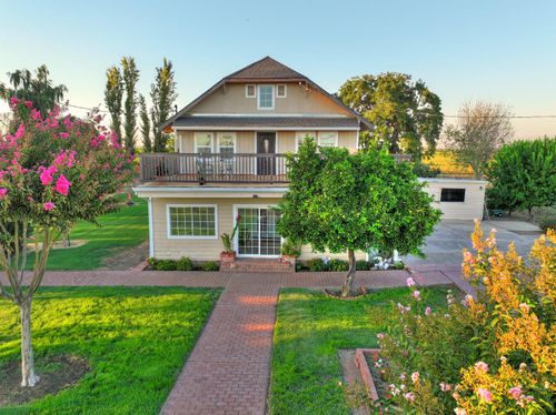 579 W Walker Landing Rd, Walnut Grove, CA, 95690-9746 | Card Image
