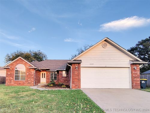 14249 S Glen Street, Glenpool, OK, 74033 | Card Image