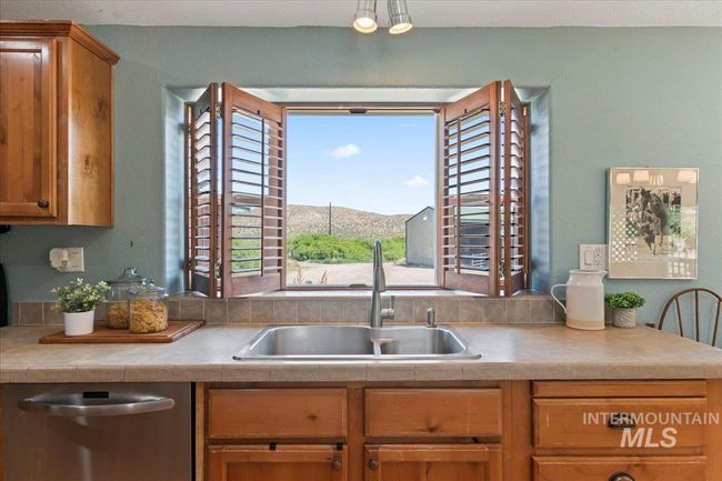 16635 Bates Creek Rd, House other with 3 bedrooms, 2 bathrooms and 2 parking in Oreana ID | Image 15