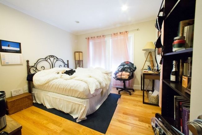 1 - 37 Beaconsfield Rd, Condo with 4 bedrooms, 2 bathrooms and null parking in Brookline MA | Image 11