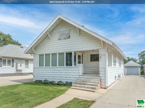 210 N 8th St, Mapleton, IA, 51034-1324 | Card Image