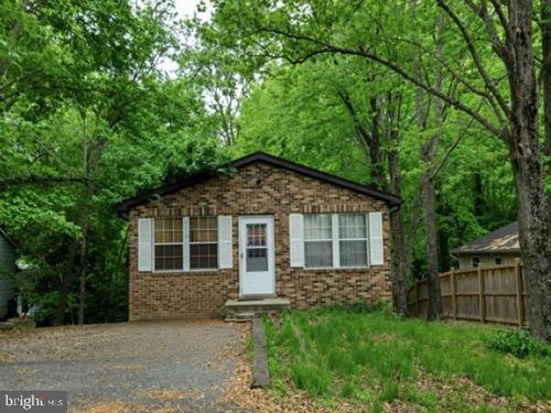 8315 Evergreen Dr, LUSBY, MD, 20657-2043 | Card Image