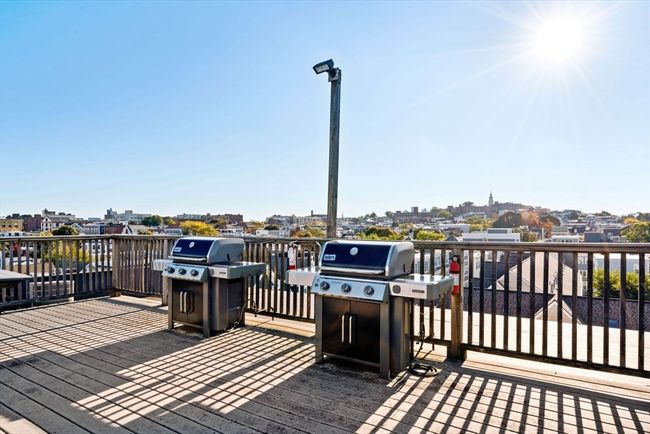 APT-102 - 120 W 7 Th St, Condo with 1 bedrooms, 2 bathrooms and 1 parking in Boston MA | Image 13