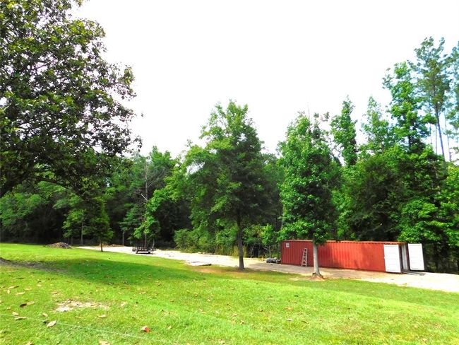 1305 Boyd Rd, Home with 3 bedrooms, 2 bathrooms and 2 parking in Bronson TX | Image 6