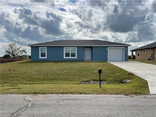 131 Carousel Ave, Labelle, FL, 33935-4588 | Card Image