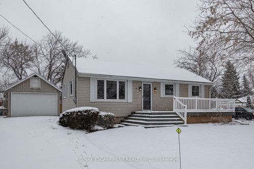 18 Miles St, Milton, ON, L9T1E4 | Card Image