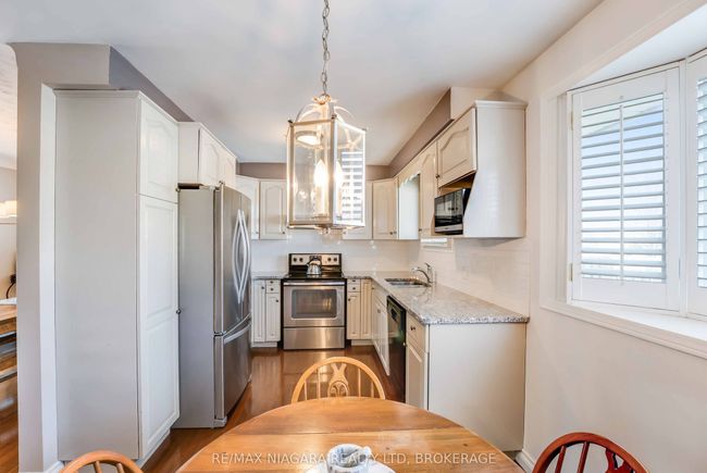 7639 Jubilee Dr, House other with 3 bedrooms, 3 bathrooms and 2 parking in Niagara Falls ON | Image 12
