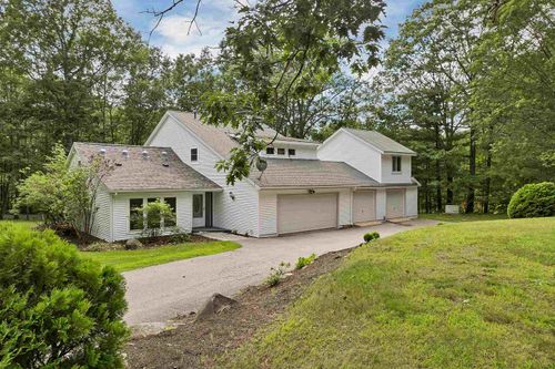 3 Valley Dr, Gilford, NH, 03249-7862 | Card Image