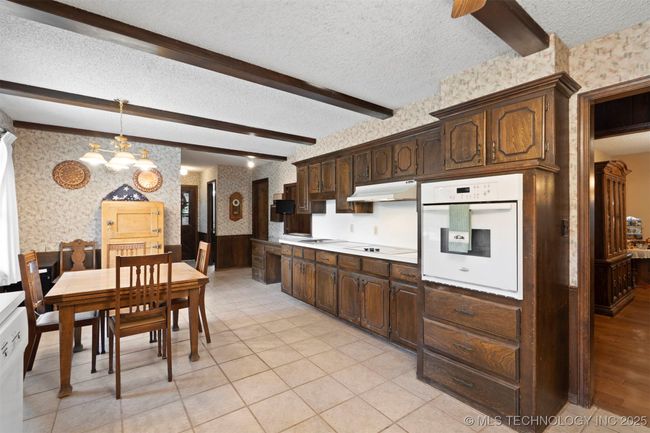 33742 Pleasant Valley Rd, House other with 3 bedrooms, 3 bathrooms and null parking in Poteau OK | Image 28