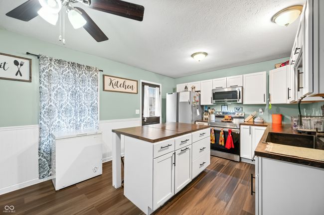 110 9 Th St, House other with 3 bedrooms, 2 bathrooms and null parking in Seymour IN | Image 8