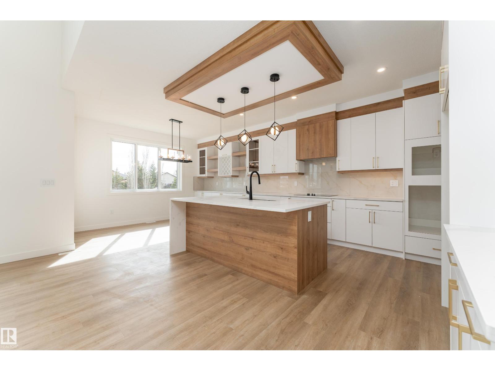 Residential in Gibbons 3