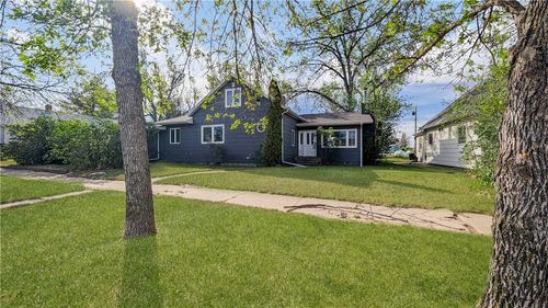 406 Main St, Froid, MT, 59226-7502 | Card Image
