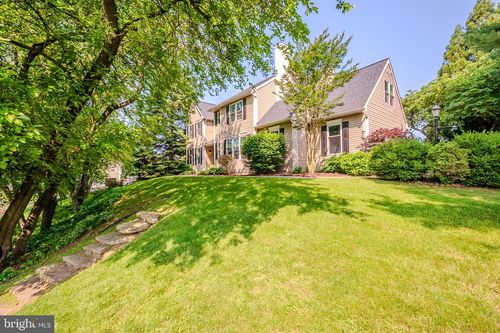 109 Ronway Dr, Avondale, PA, 19311-9726 | Card Image