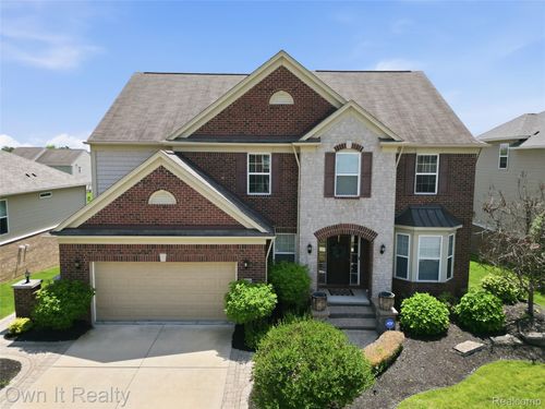 58683 Winnowing Cir S, South Lyon, MI, 48178-8323 | Card Image