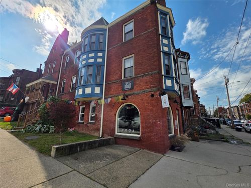 5 Liberty St, Newburgh, NY, 12550-6037 | Card Image