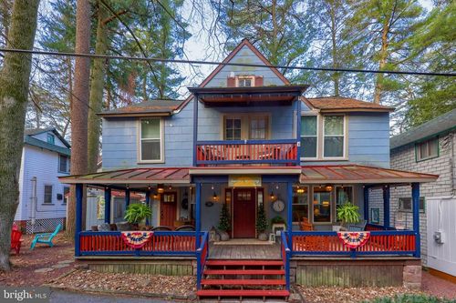 204 5th St, MOUNT GRETNA, PA, 17064-6089 | Card Image