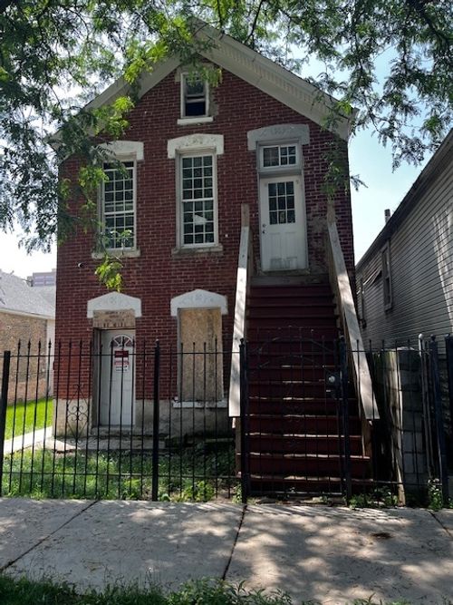 2911 W 25th St, Chicago, IL, 60623-4122 | Card Image
