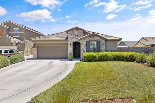 3214 N Hall Ct, Visalia, CA, 93291-8253 | Card Image