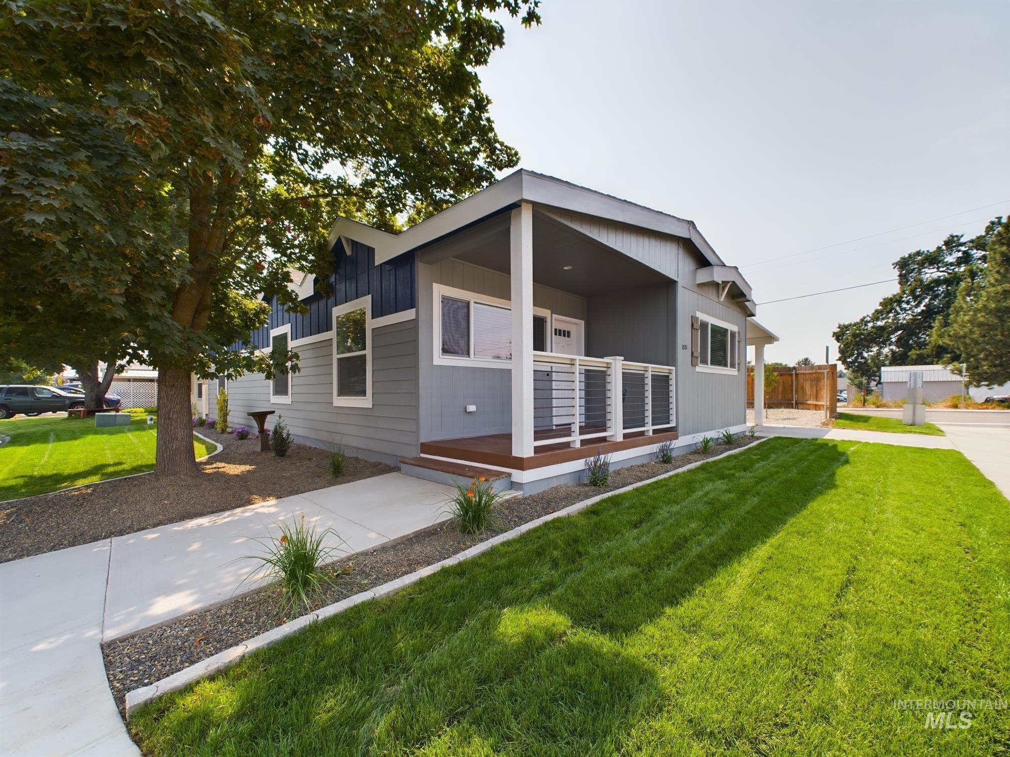Republic Ln, Emmett, ID 83617