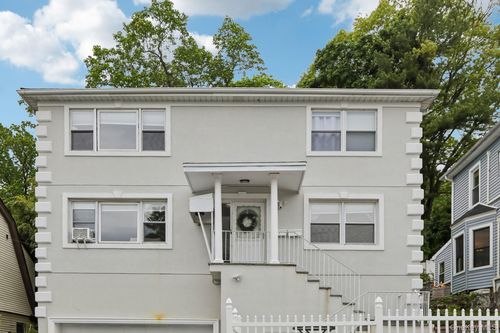 583 Bellevue Ave N, Yonkers, NY, 10703-1173 | Card Image