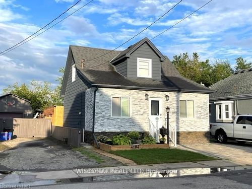 4104 Muir Ave, Niagara Falls, ON, L2E3L3 | Card Image