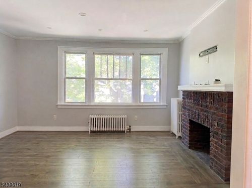 2-126 Vassar Ave, Newark, NJ, 07112-1921 | Card Image