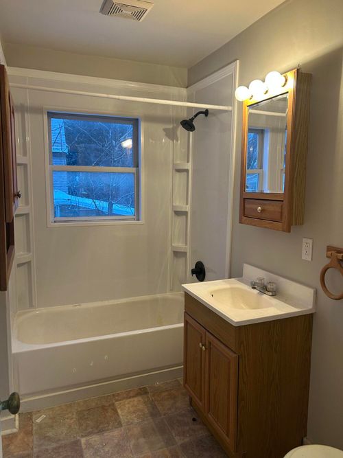 2-253 S Greenwich St, Valparaiso, IN, 46383 | Card Image